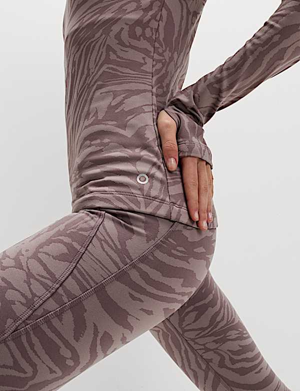 חולצת ג'קארד תרמית בגזרה צמודה ובהדפס חייתי עם רוכסן חלקי - IL