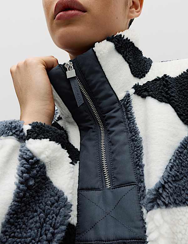 Borg Printed Funnel Neck Fleece Jacket - JP