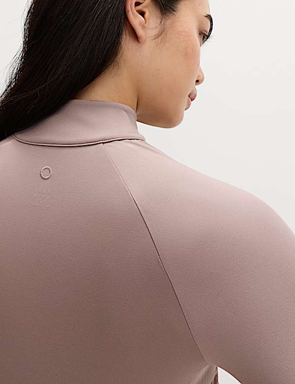 Go Balance Rib Panel Zip Up Fitted Top - AL