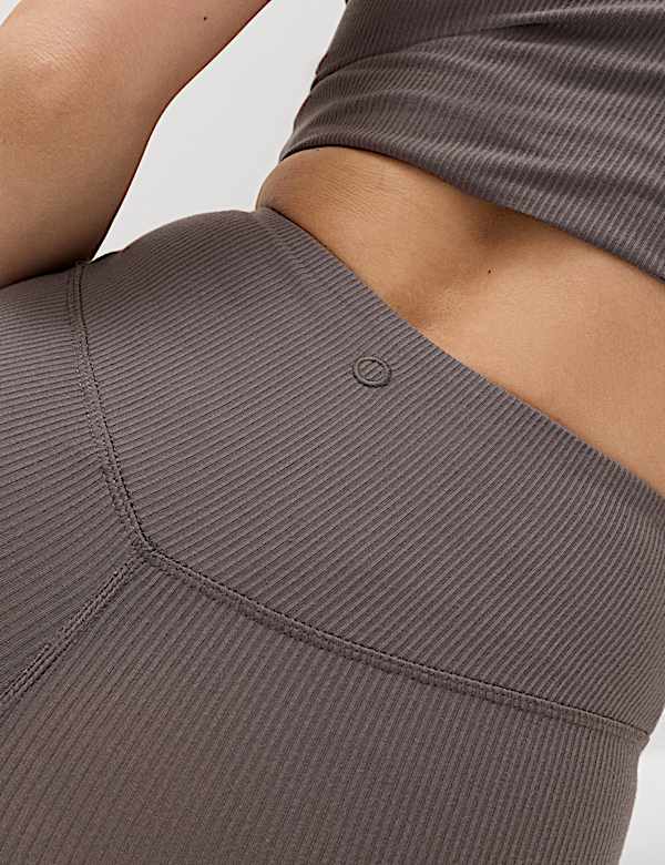 Short taille haute en modal c&ocirc;tel&eacute; - CH