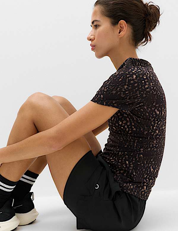 Printed Crew Neck Fitted T-Shirt - RO