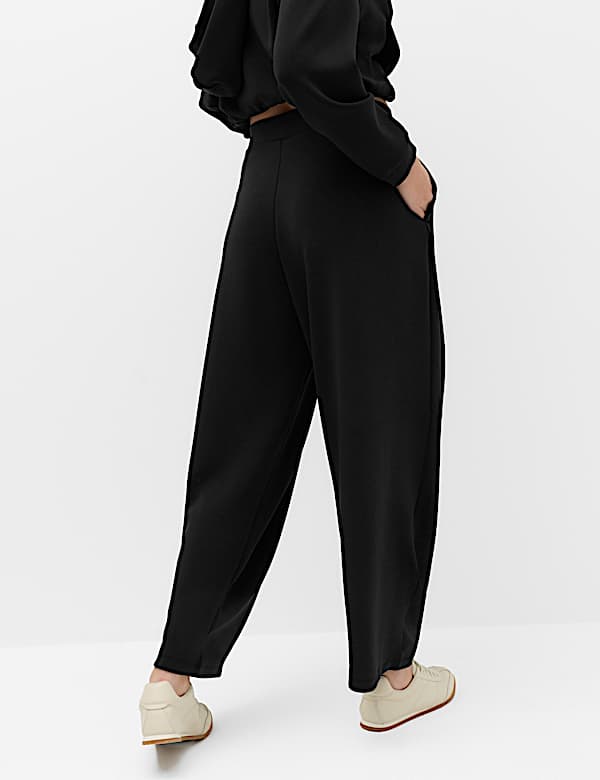 Sandwash Supersoft Pleated Barrel Leg Jogger. - JP
