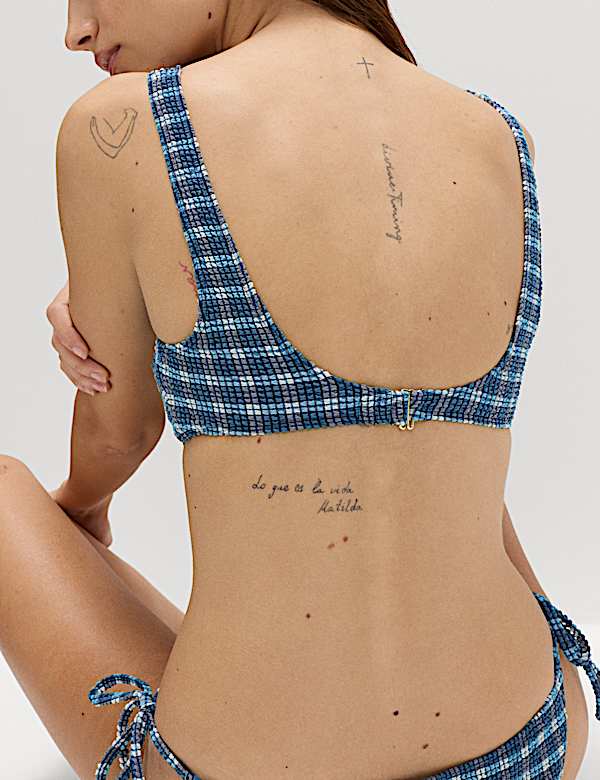 Textured Checked Padded Scoop Neck Bikini Top - NZ