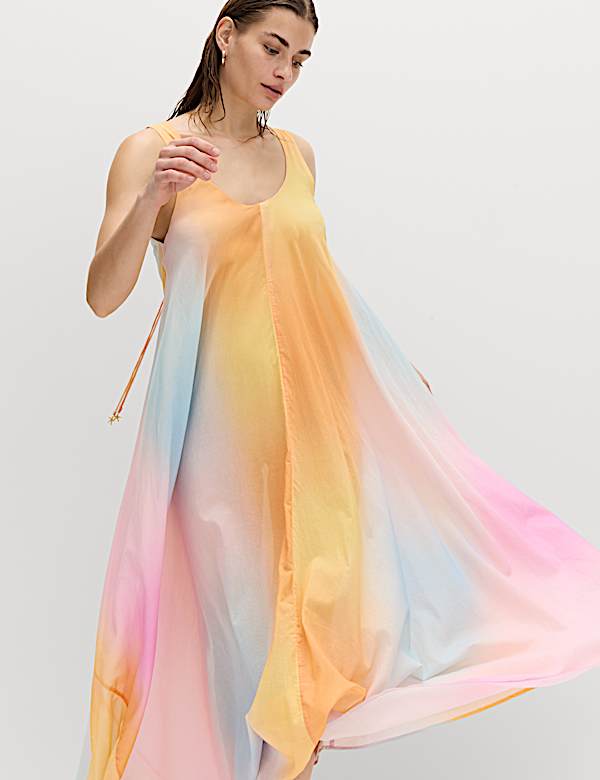 Volumin&ouml;ses Maxi-Kleid aus reiner Baumwolle mit U-Ausschnitt - AT