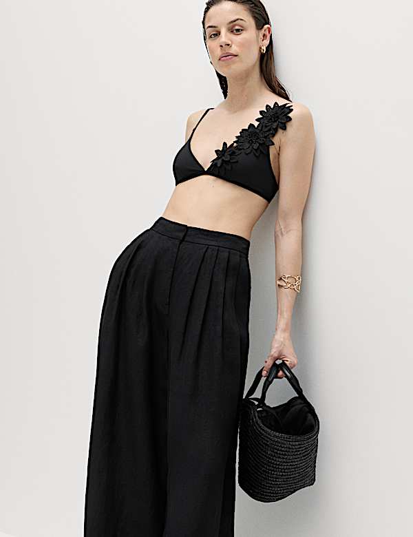 Floral Detail Plunge Bikini Top - NZ