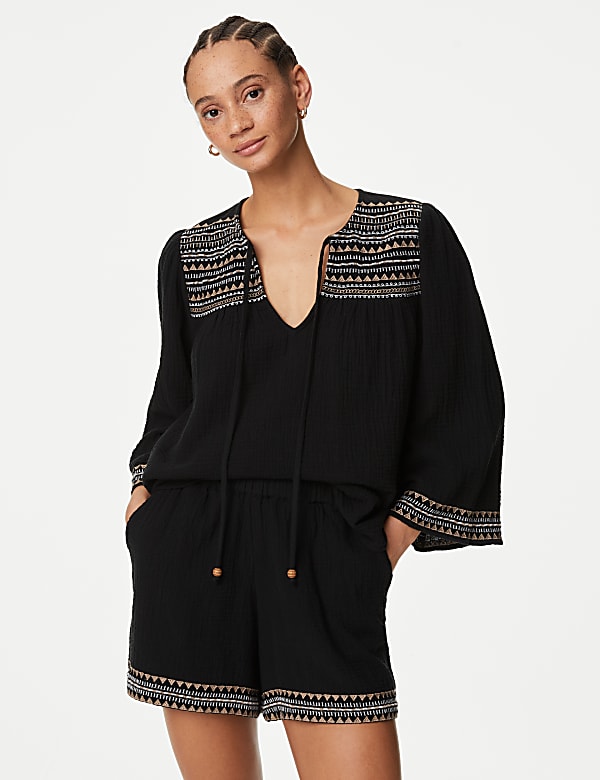 Strandhemd aus reiner Baumwolle mit Stickerei - DE