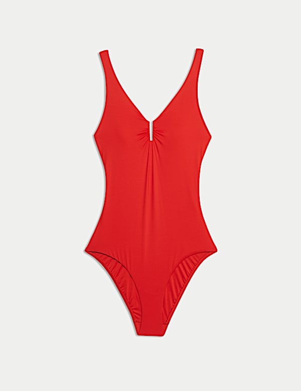 Ba&ntilde;ador escotado con relleno con sujeci&oacute;n del vientre - ES