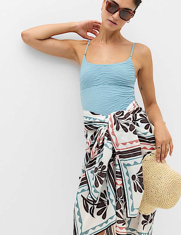 Zuiver katoenen strandsarong met bloemenmotief - BE