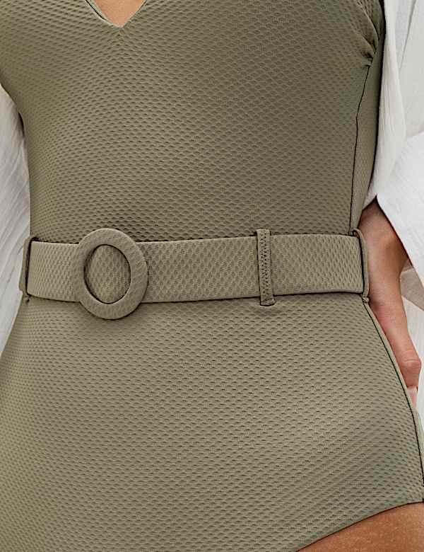 Strukturierter Badeanzug im Plunge-Stil mit G&uuml;rtel - AT