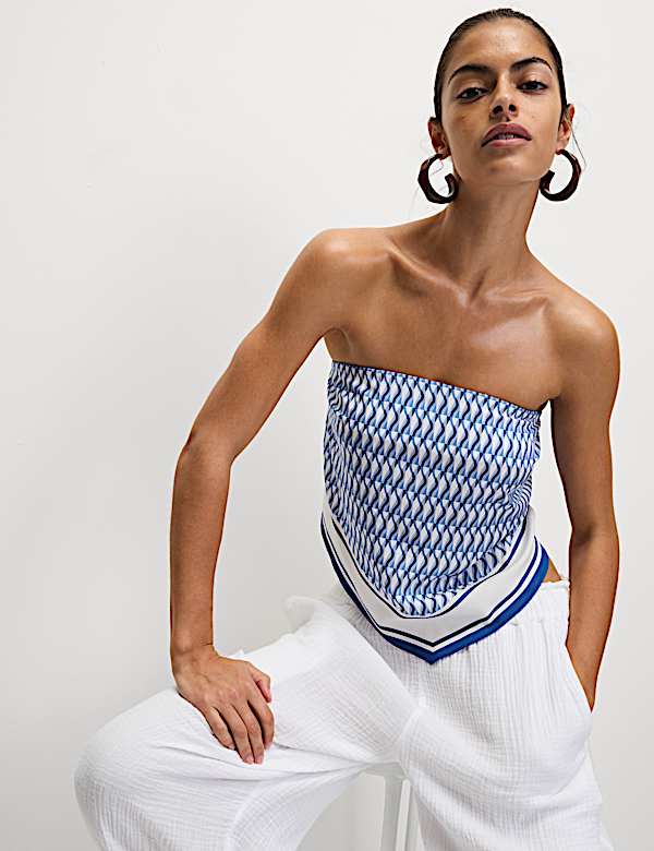 Printed Handkerchief Hem Bandeau Top