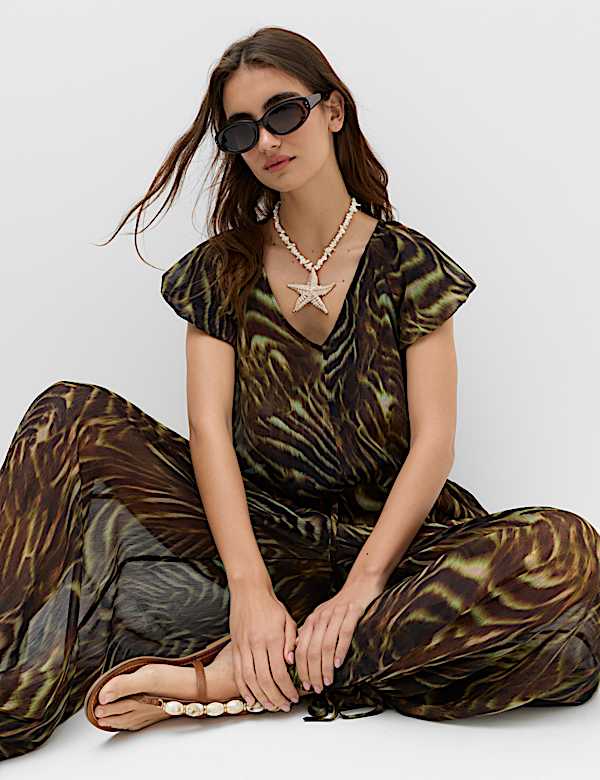 Printed Puff Sleeve Volume Top