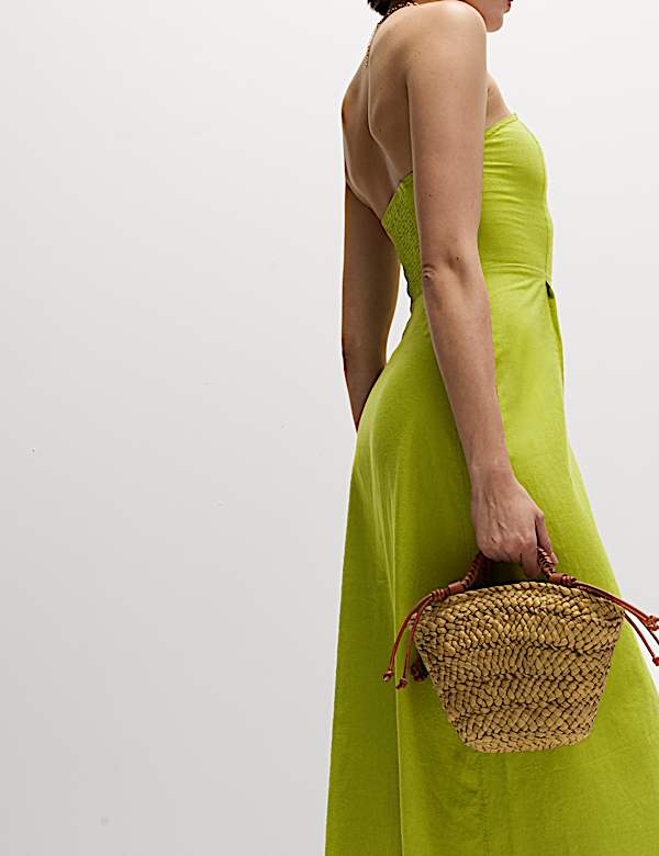 Μίντι-μάξι ίσιο strapless φόρεμα με πλισέ λεπτομέρεια και υψηλή περιεκτικότητα σε λινό - GR