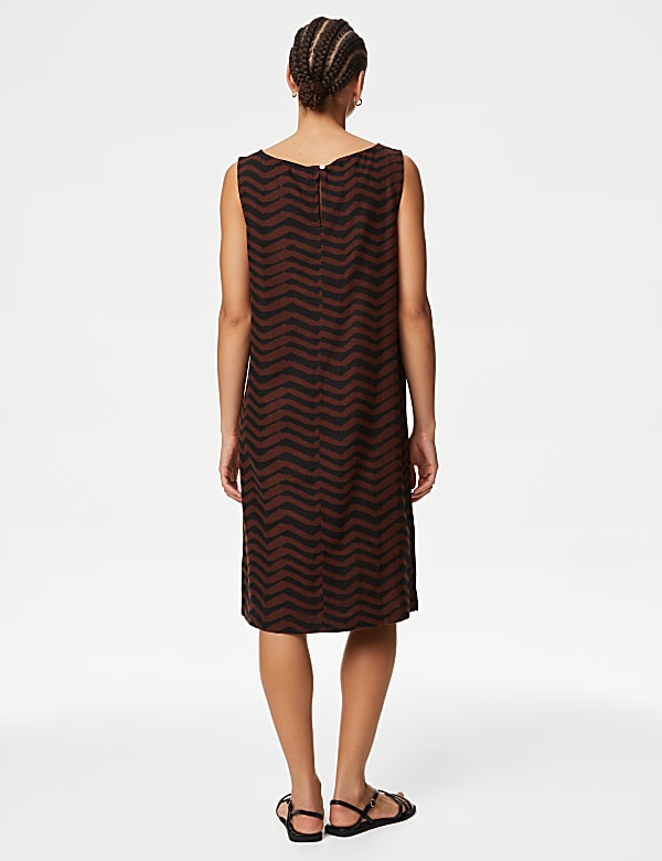 Linen Rich Printed Round Neck Shift Dress