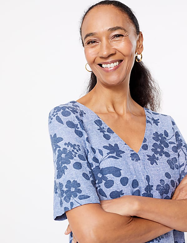 Linen Floral V-Neck Shift Dress