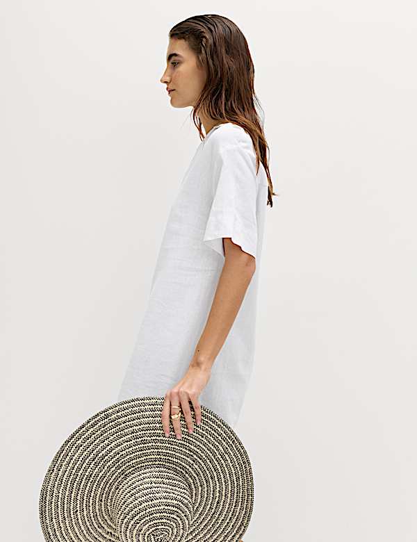 Robe tube coupe courte en lin avec encolure - FR