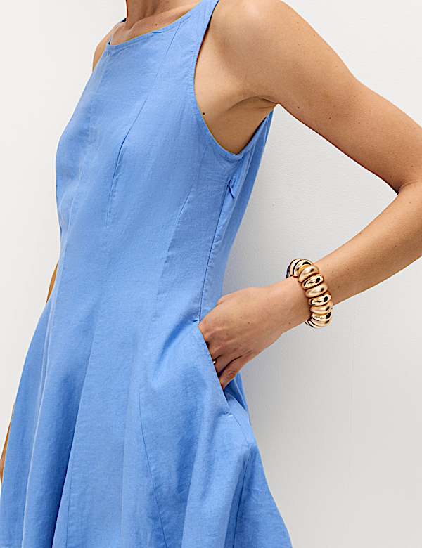 Robe tube coupe courte en lin &agrave; taille ajust&eacute;e - CA