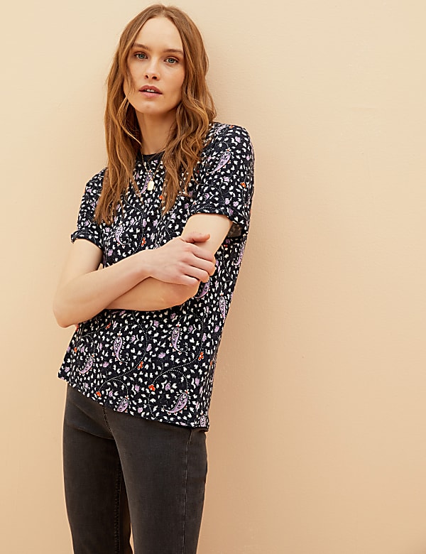 Linen Blend Paisley Crew Neck T-Shirt