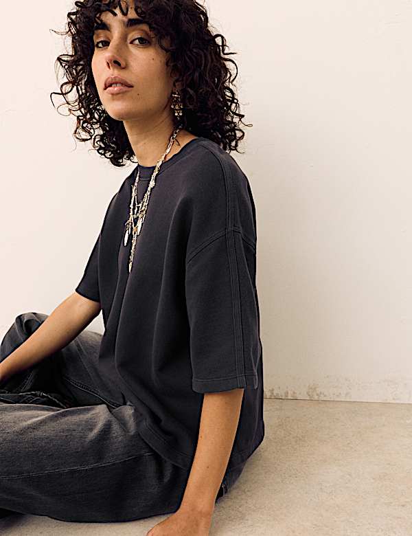 Sweatshirt Boxy Kerah Bundar Katun Murni - ID