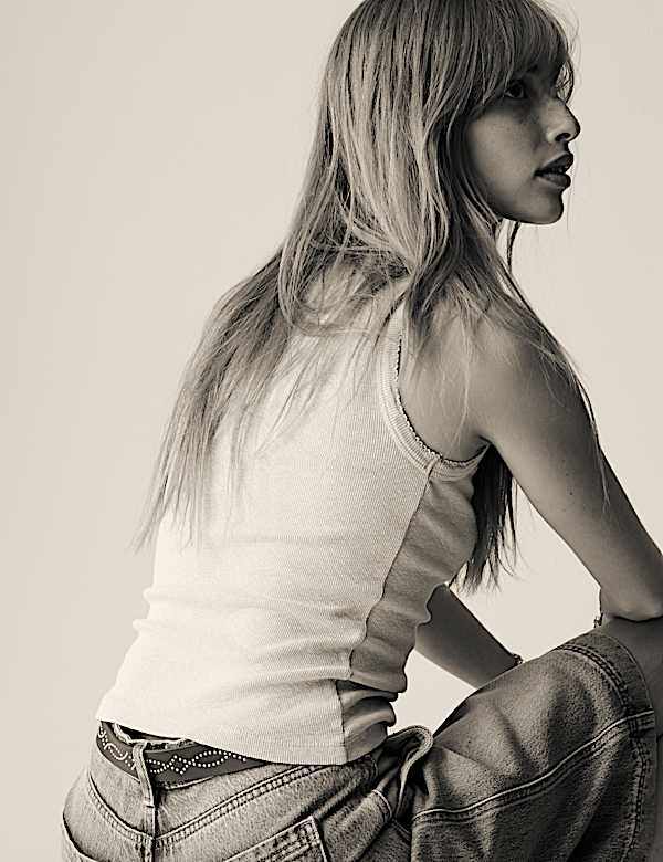 Cotton Rich Ribbed Scoop Neck Fitted Vest - FI