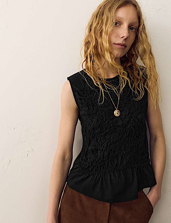 חולצה מכותנה טהורה עם צווארון עגול וכיווצים מקדימה - IL