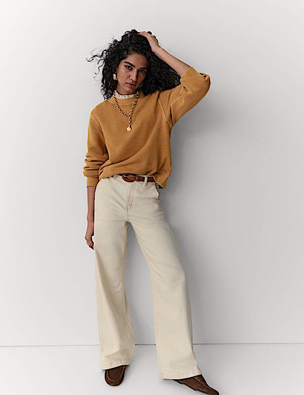 סווטשירט מבד עשיר בכותנה בגזרה נינוחה ובצביעת גרמנט - IL