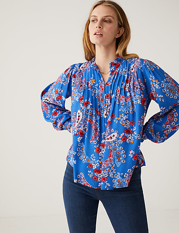 Floral Pintuck Long Sleeve Blouse