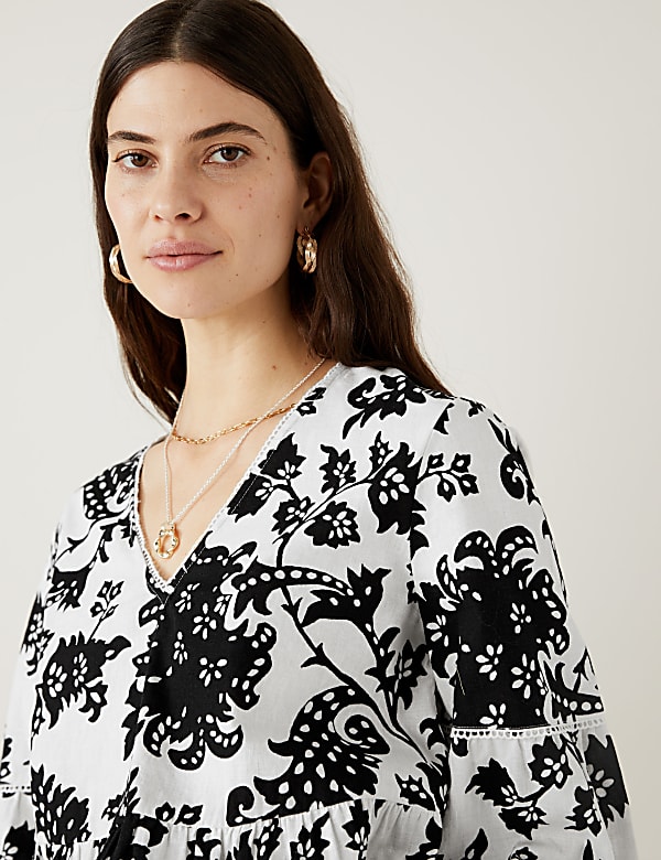 Linen Rich Floral V-Neck Blouse
