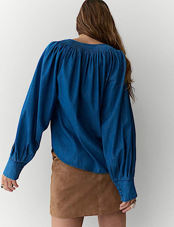 Pure Cotton Denim V-Neck Pintuck Blouse - DE