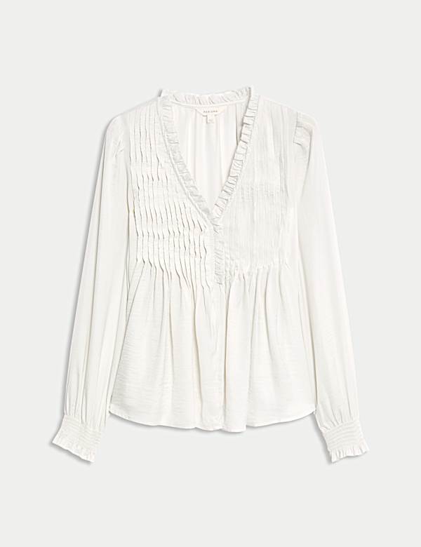 Blouse en satin à col en V, détail plissé et volants - CA