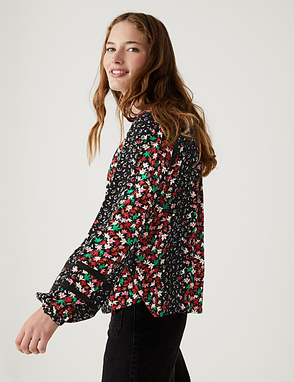 Floral Lace Insert Puff Sleeve Blouse