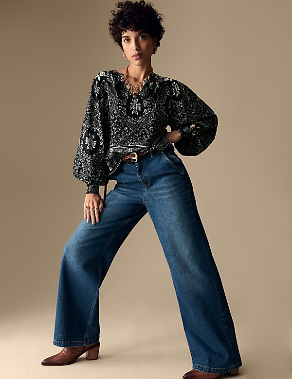 Printed V-Neck Blouson Sleeve Top