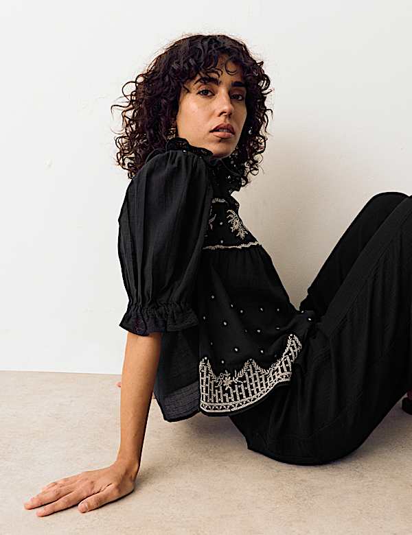 Chemisier 100 % coton brod&eacute; avec col en dentelle - CH