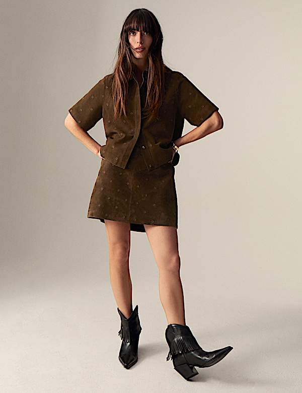 Besticktes Wildlederhemd mit Kragen - DE