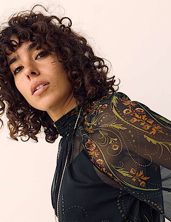 2 Potong Blus Leher Tinggi Sifon Motif Bunga - ID
