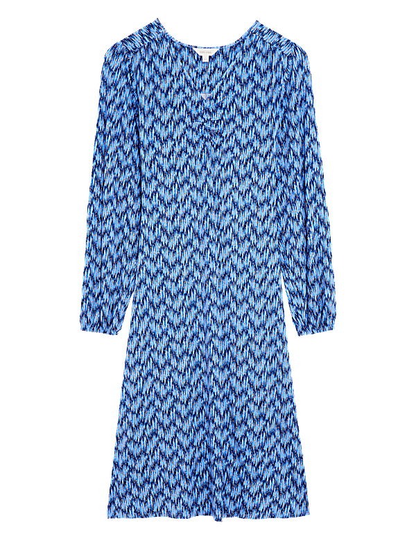 Jersey Floral V-Neck Knee Length Tea Dress