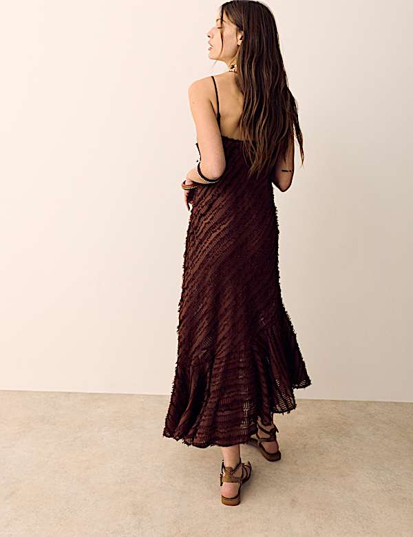 Fond de robe midi jacquard &agrave; d&eacute;collet&eacute; rond - LU
