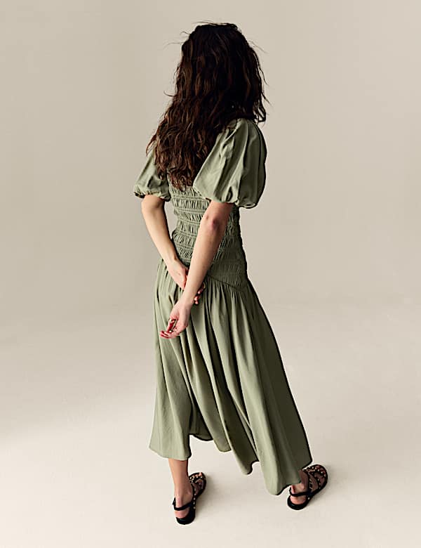 Textured V-Neck Puff Sleeve Midaxi Shirred Dress