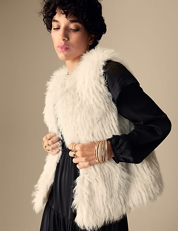 Fur body warmer online