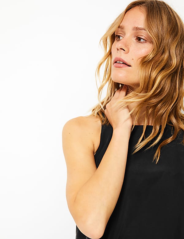 Sleeveless Vest Top