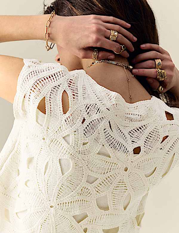 Pointelle Floral Top - ID