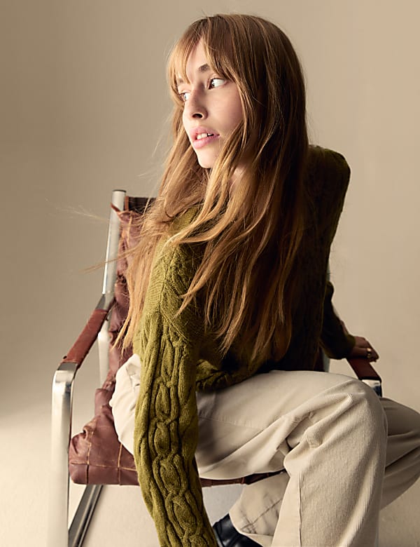 Pull à col en maille torsadée - BE