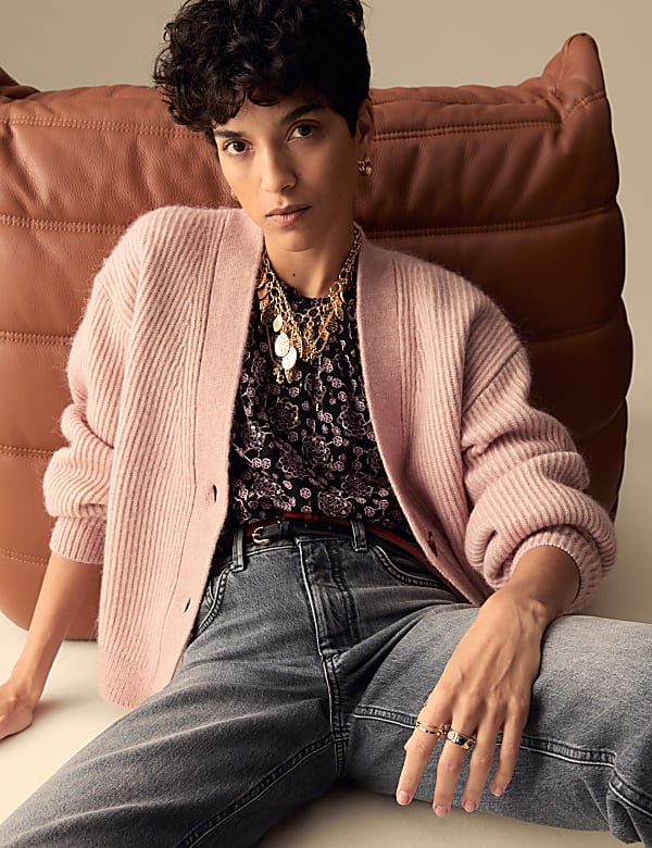 Cardigan textur&eacute; &agrave; manches bouffantes boutonn&eacute; sur le devant - LU