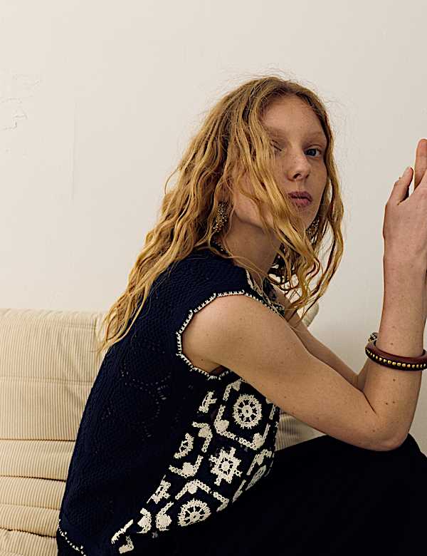 Cotton Rich Monotone Floral Crochet-Inspired Tabard - PL