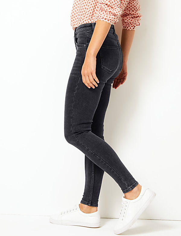 Authentic Stretch Skinny Leg Jeans