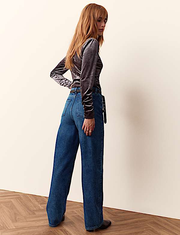 Jean taille haute coupe large avec d&eacute;coration - CA