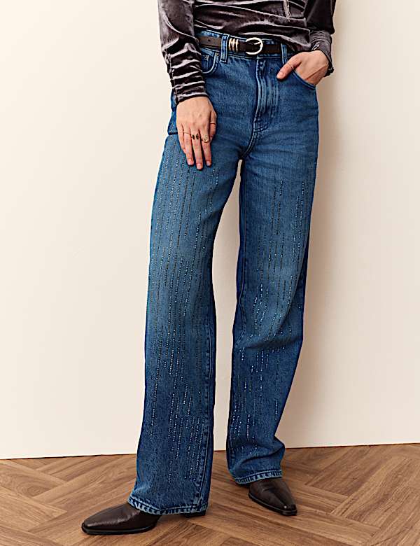 Jean taille haute coupe large avec d&eacute;coration - CA