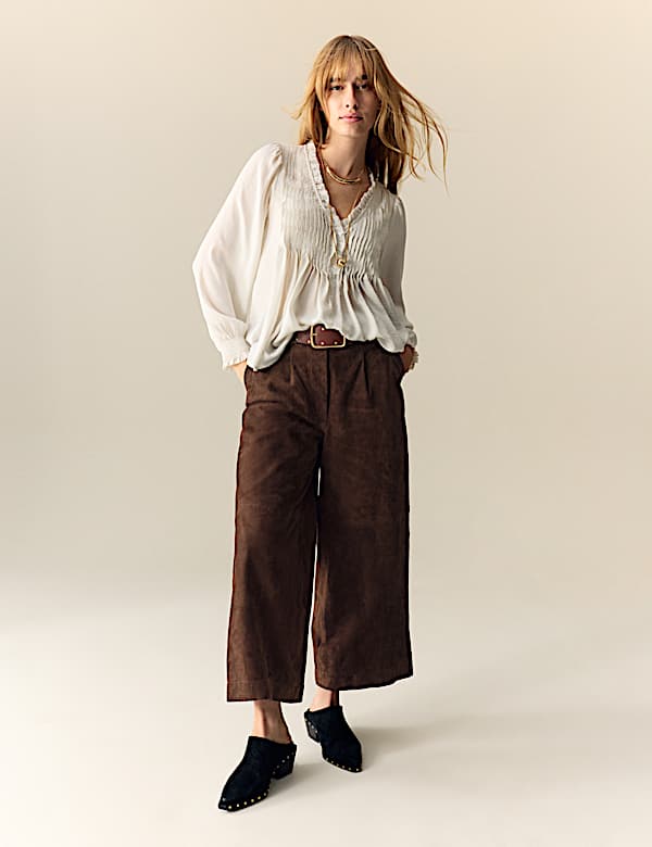 Suede Wide Leg Cropped Trousers - CN