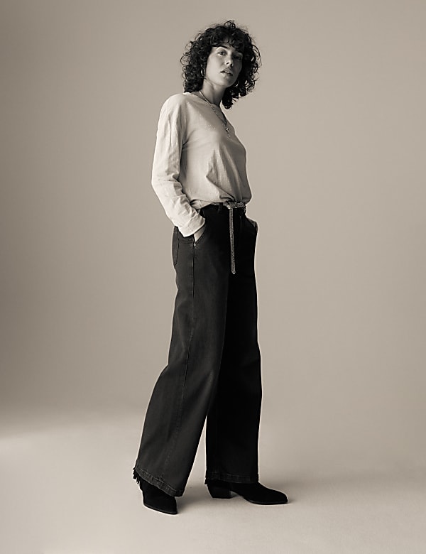 High Waisted Wide Leg Jeans with Lyocell - VN