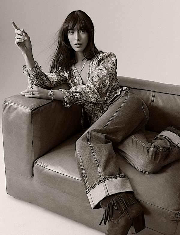 High Waisted Straight Leg Turn Up Jeans - LU