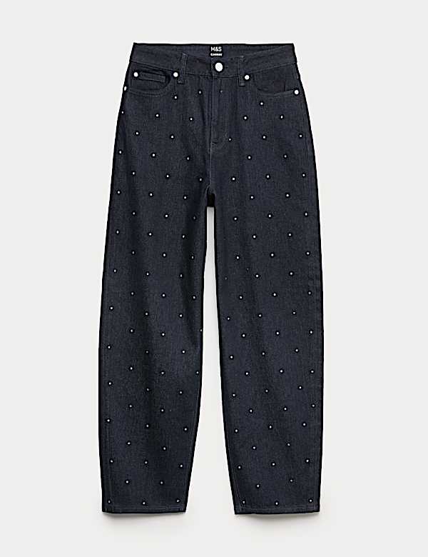 Karottenjeans aus Denim mit hohem Baumwollanteil und Zierdetails - DE